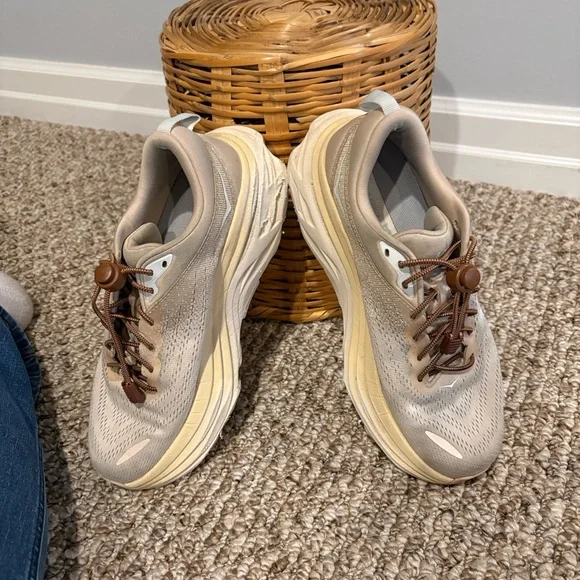 HOKA ONE ONE Bondi 8 Women’s Running Shoe, 8.5 M - Picture 11 of 11